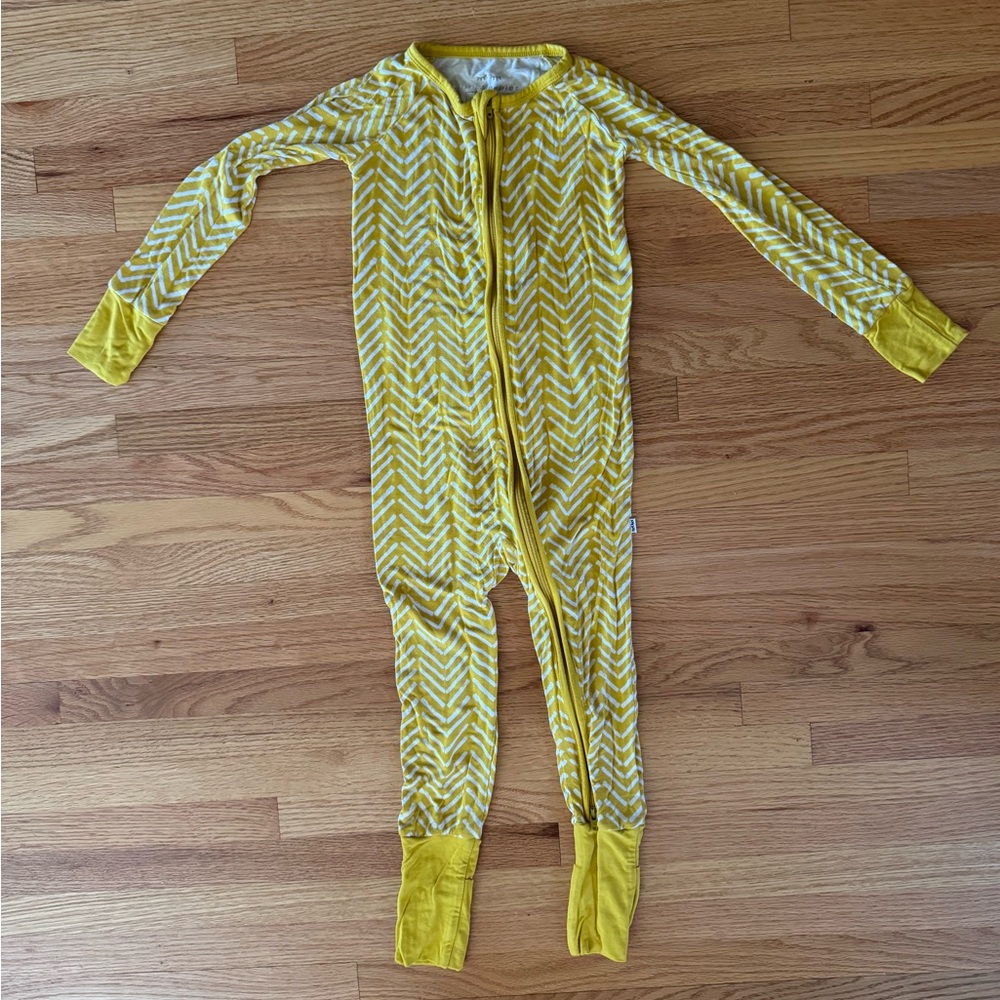 Little Sleepies Zippy Sunny Chevron 2T
